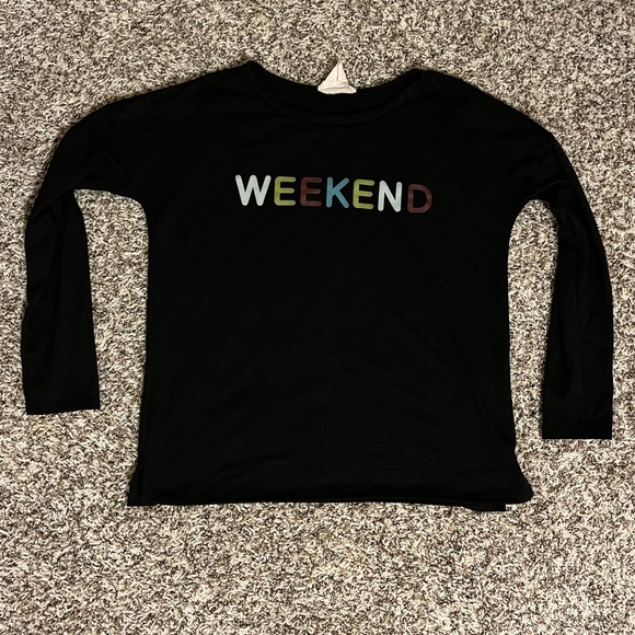 2/$30 Fantastic Fawn “Weekend” Lightweight Sweatshirt - Picture 1 of 6